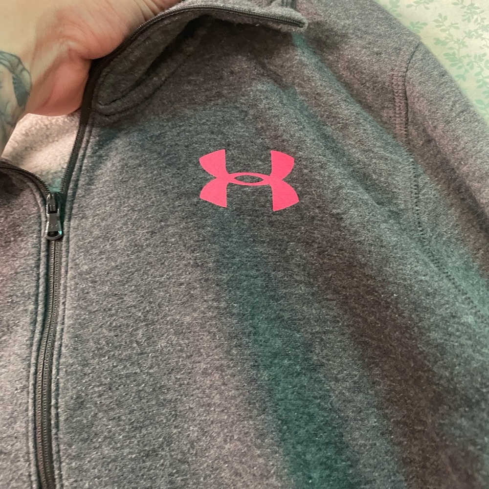 💗 Under armour crew neck 💗